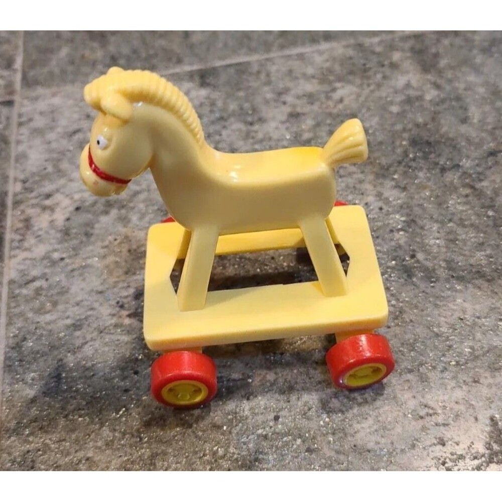 McDonalds Muppets Dollhouse Size Toy Yellow Rolling Hobby Horse Vintage 1986